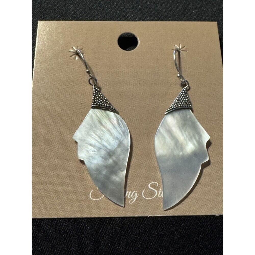 Mother of Pearl 925 Sterling Silver Fish Hook Earrings New